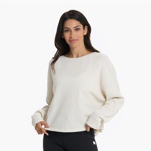 NWT Vuori Slouchy Waffle Crew Natural Cream Size M/L VW1047